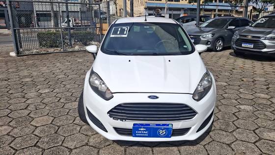 FORD FIESTA 1.6 SE HATCH 16V FLEX 4P POWERSHIFT FORD FIESTA 1.6 SE HATCH 16V FLEX 4P POWERSHIFT